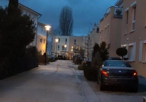 Abendliche Privatstraße