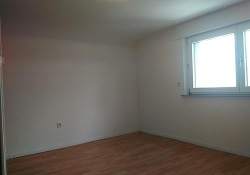 Zimmer 2 mit Einbauschrank
