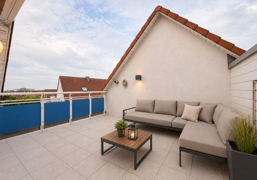 Südterrasse mit Dekobeispiel