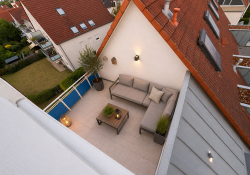 Südterrasse mit Dekobeispiel