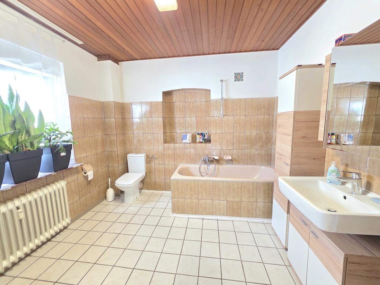BADEZIMMER 2