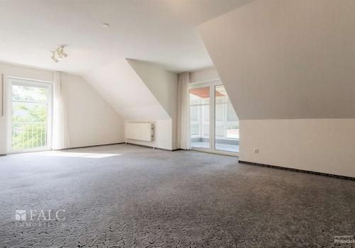 Schlafzimmer mit Zugang zum Wintergarten WE 1