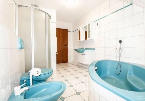 Badezimmer  WE 2