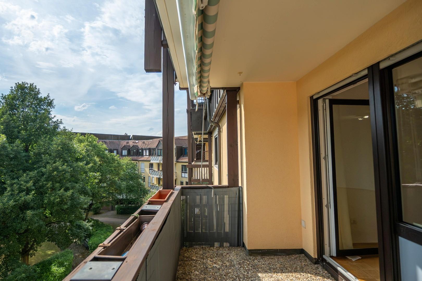 Balkon Wohnzimmer Grünanlage