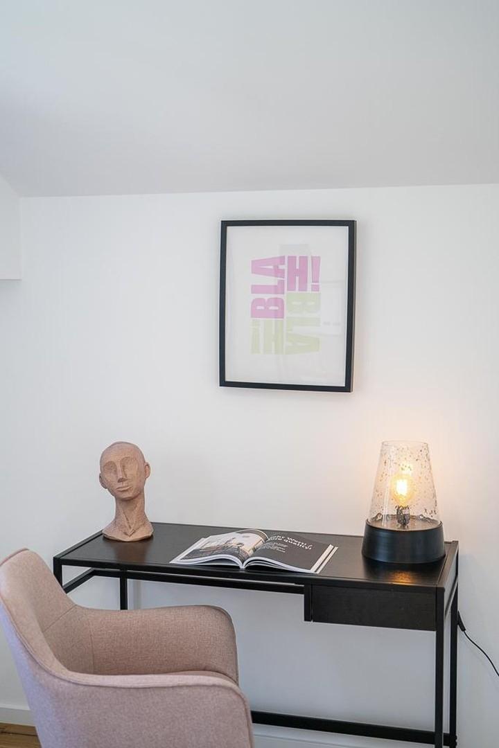 Arbeits- oder Kinderzimmer II
