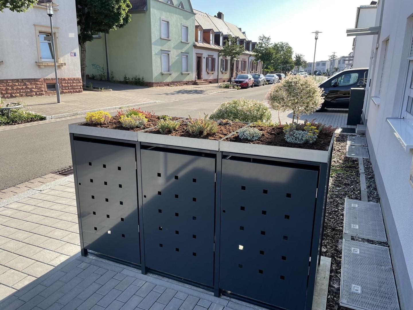 Müllunterstand aktuell