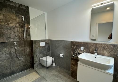 Badezimmer 2