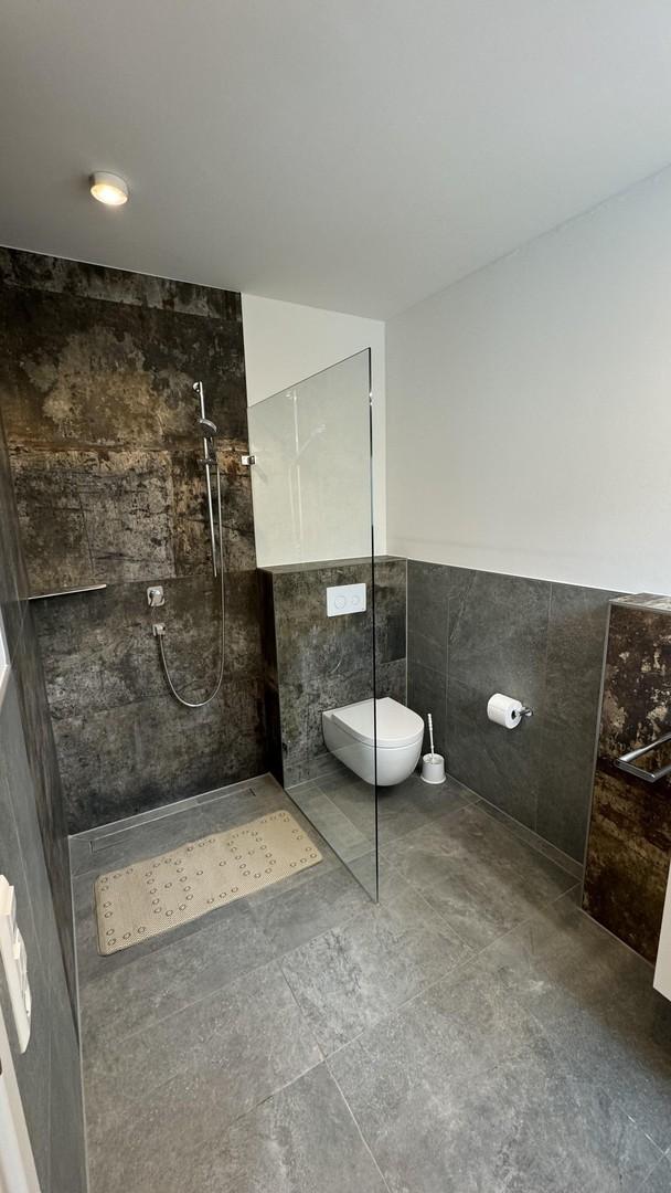 Badezimmer 2