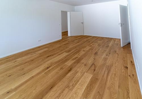 Schlafzimmer mit Zugang Badezi