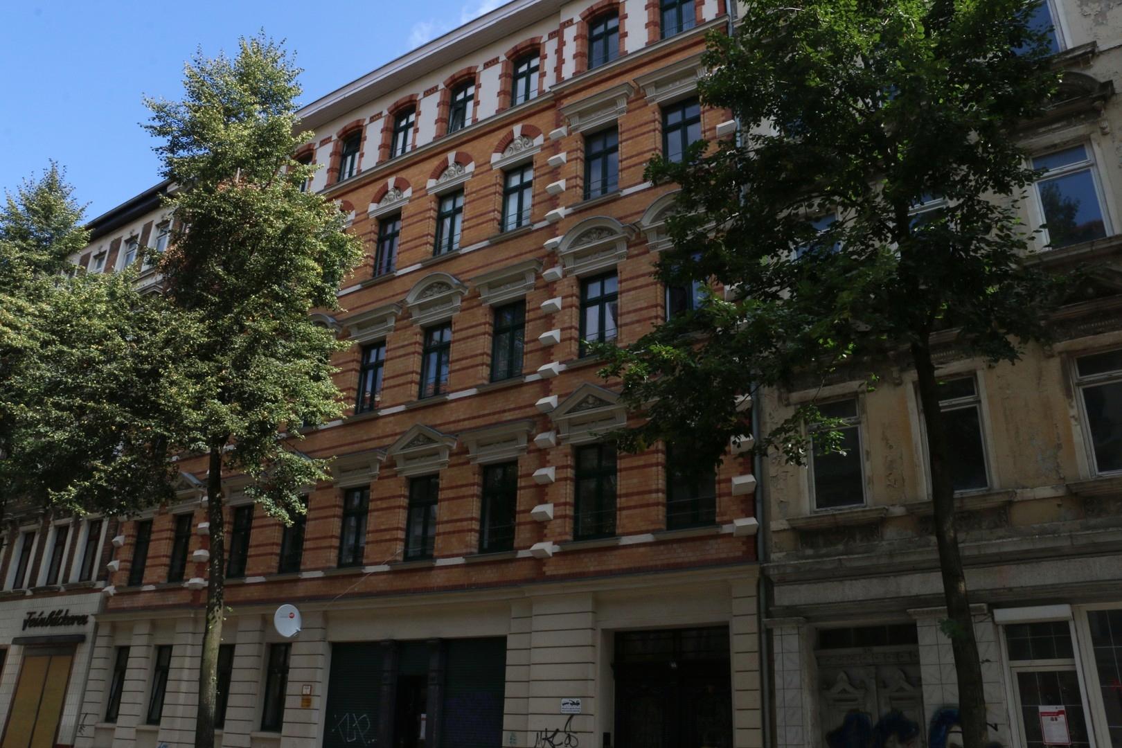 Straßenfront