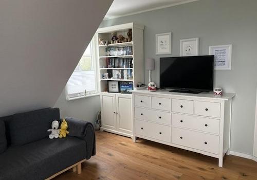 Schlafzimmer 1
