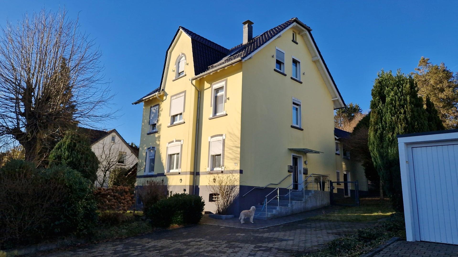 Außenansicht, Straßenseite