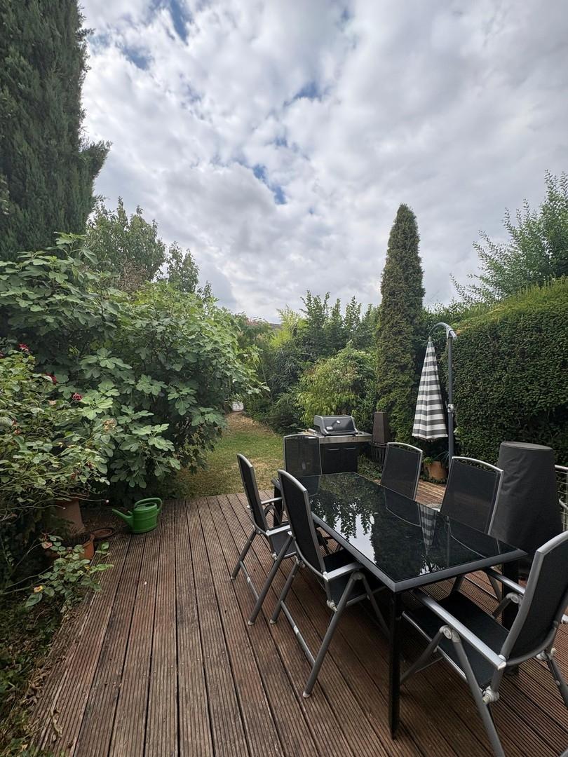 Garten mit Terrasse