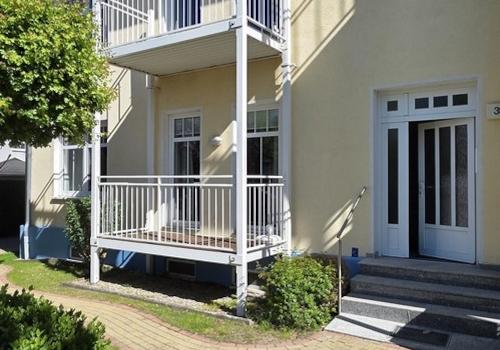 Südbalkon im 1. Stock