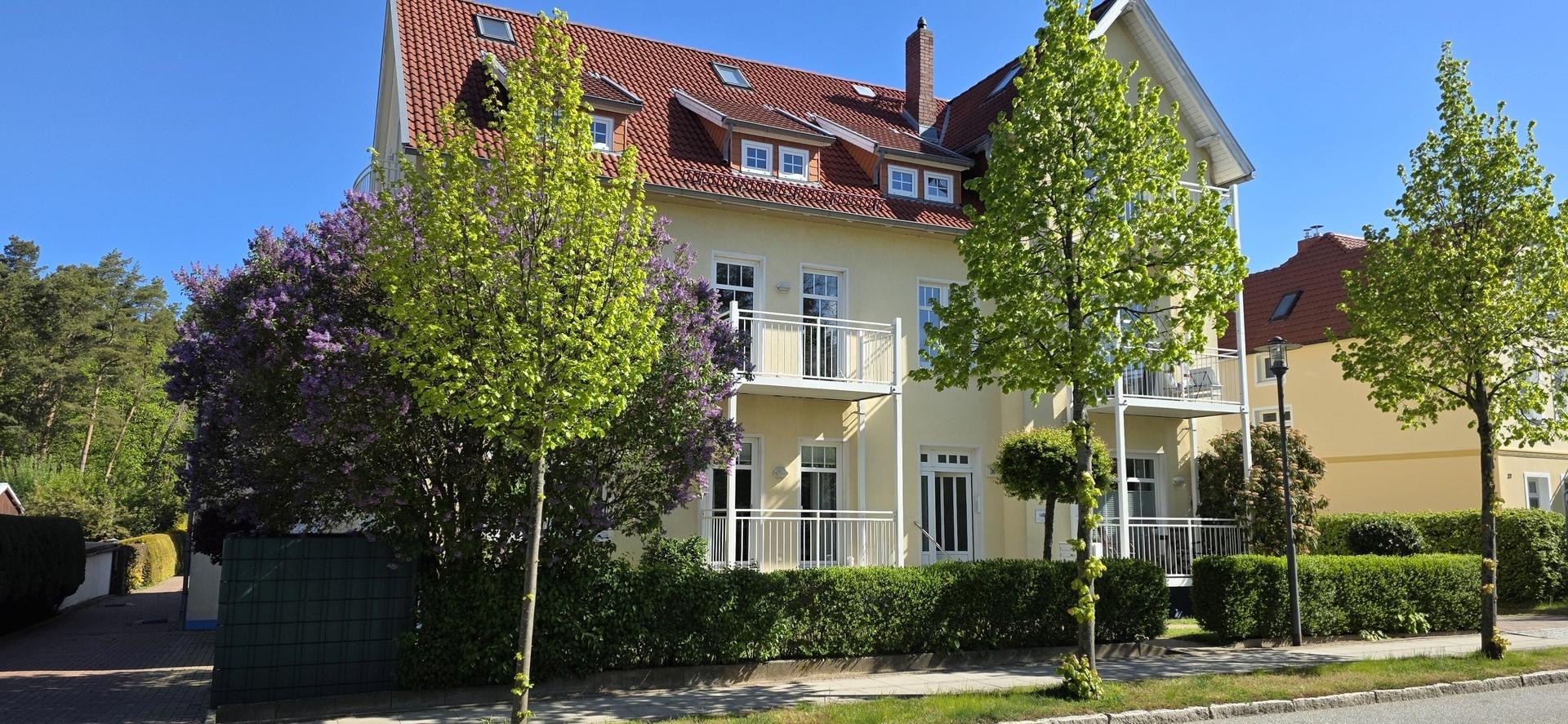 Südbalkon im 1. Stock