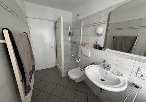 Badezimmer EG