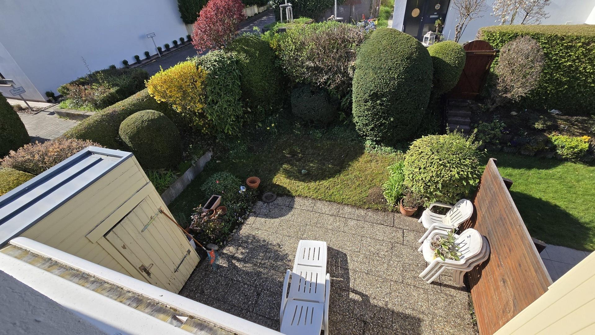 Terrasse und Garten