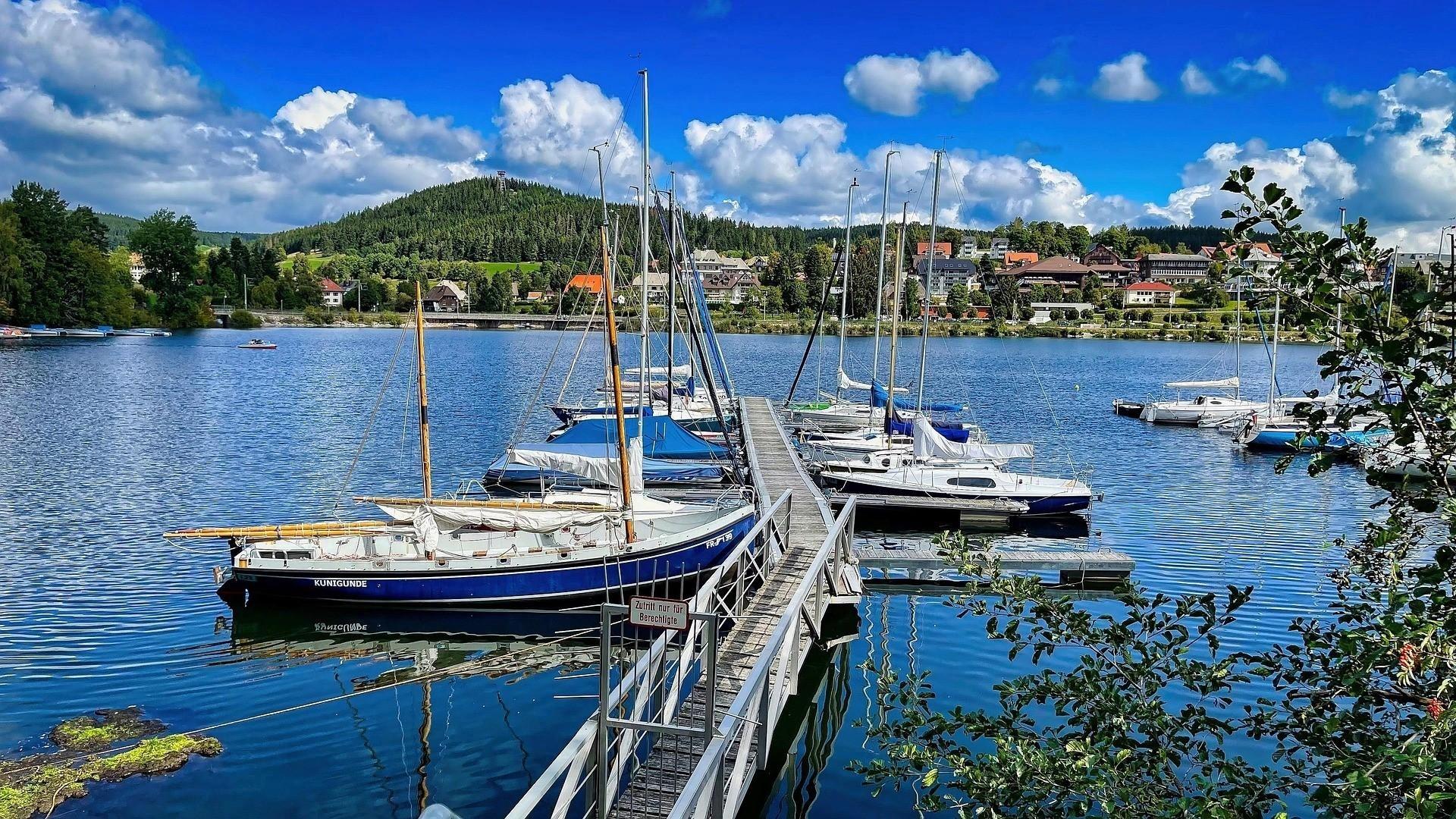 Schluchsee und Ortsblick
