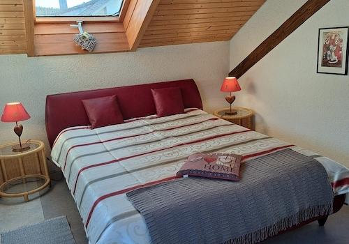OG Wohnung Schlafzimmer