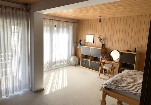 Zimmer 1 von 3 im OG