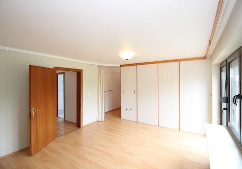 großes Schlafzimmer