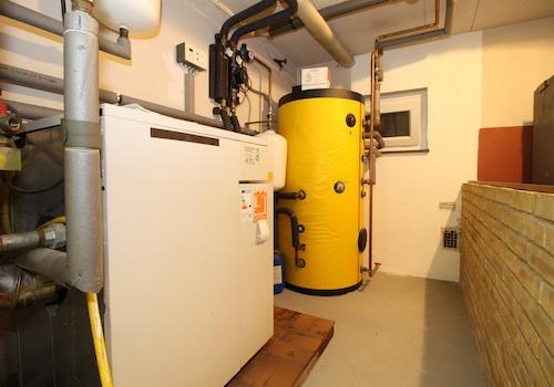 Ölheizung mit Solarthermiespeicher