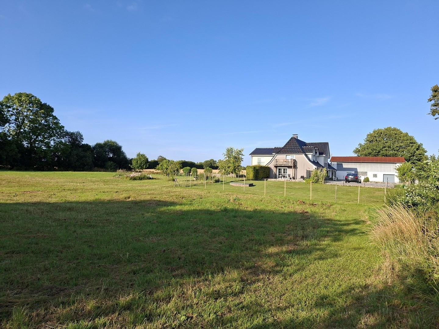 Blick von der Grundstückgrenze