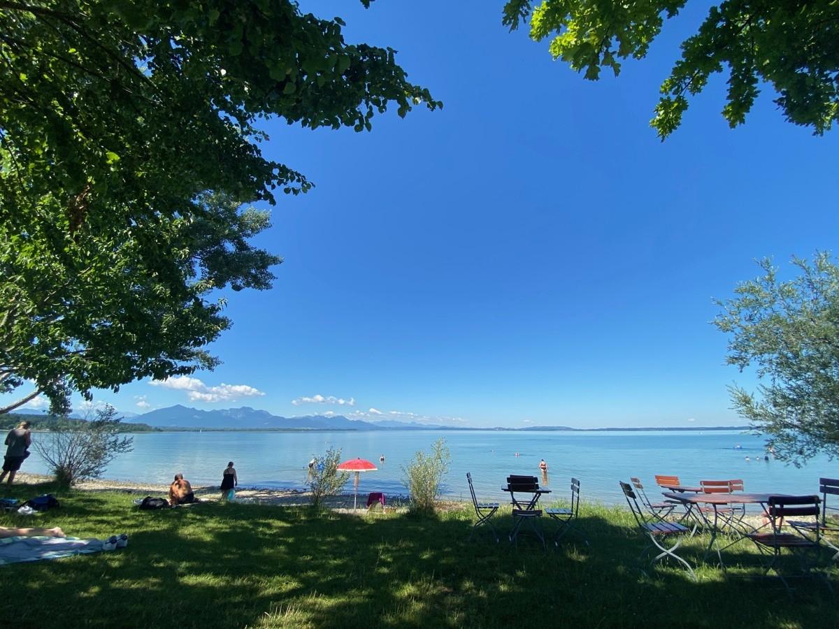 Der nahe See