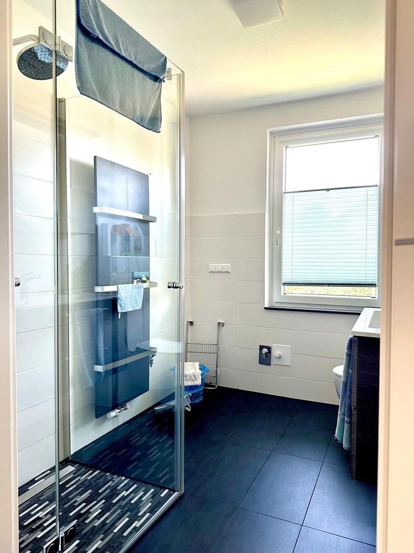 Badezimmer EG