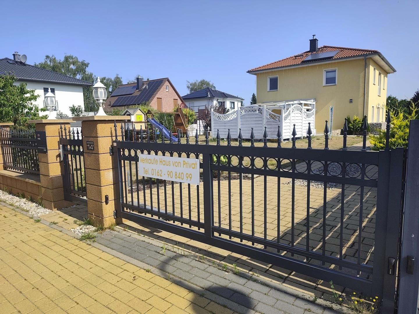 Aussenansicht Straße