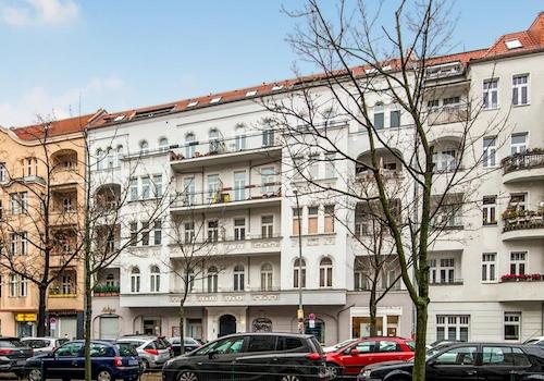 Haussicht von Strasse