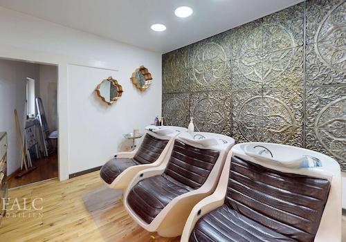 Vorderhaus - EG Friseursalon