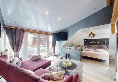 Schlafzimmer DG