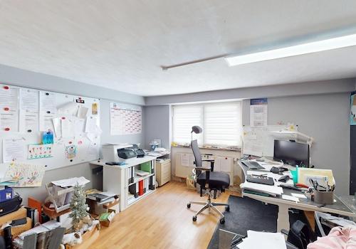 Büro im UG