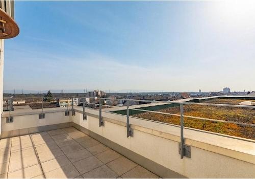 Dachterrasse I