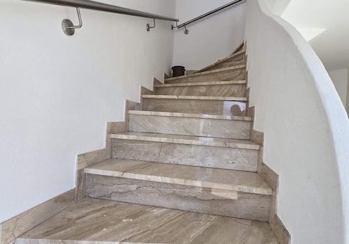 Treppe zum OG