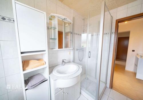 Badezimmer Blick 1