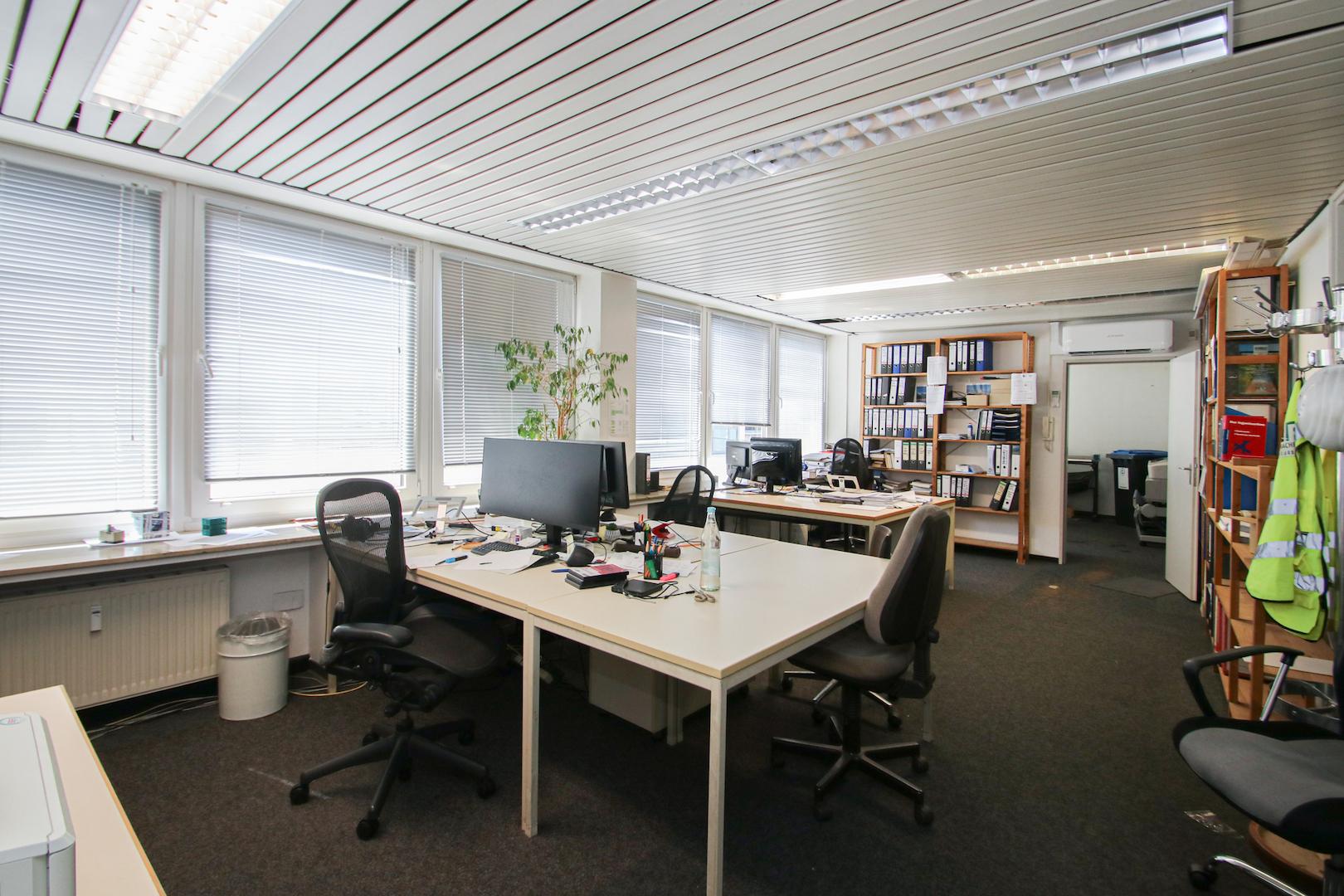 Büro