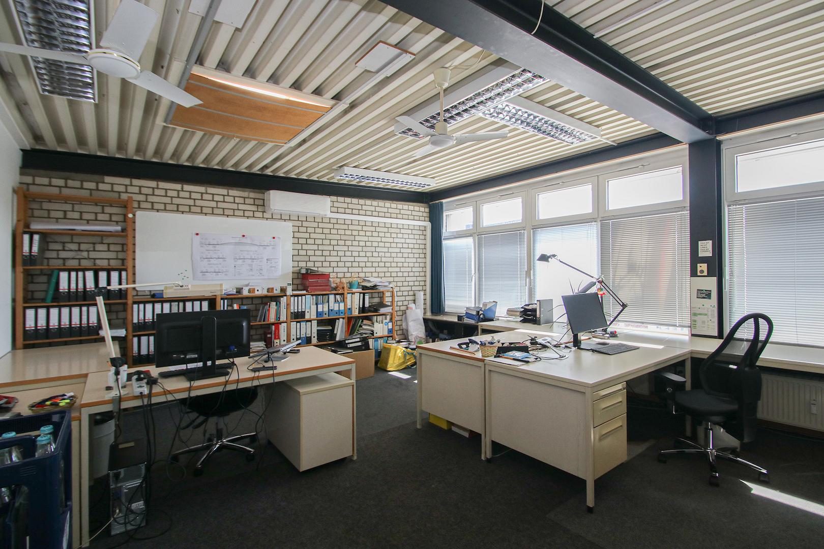 Büro