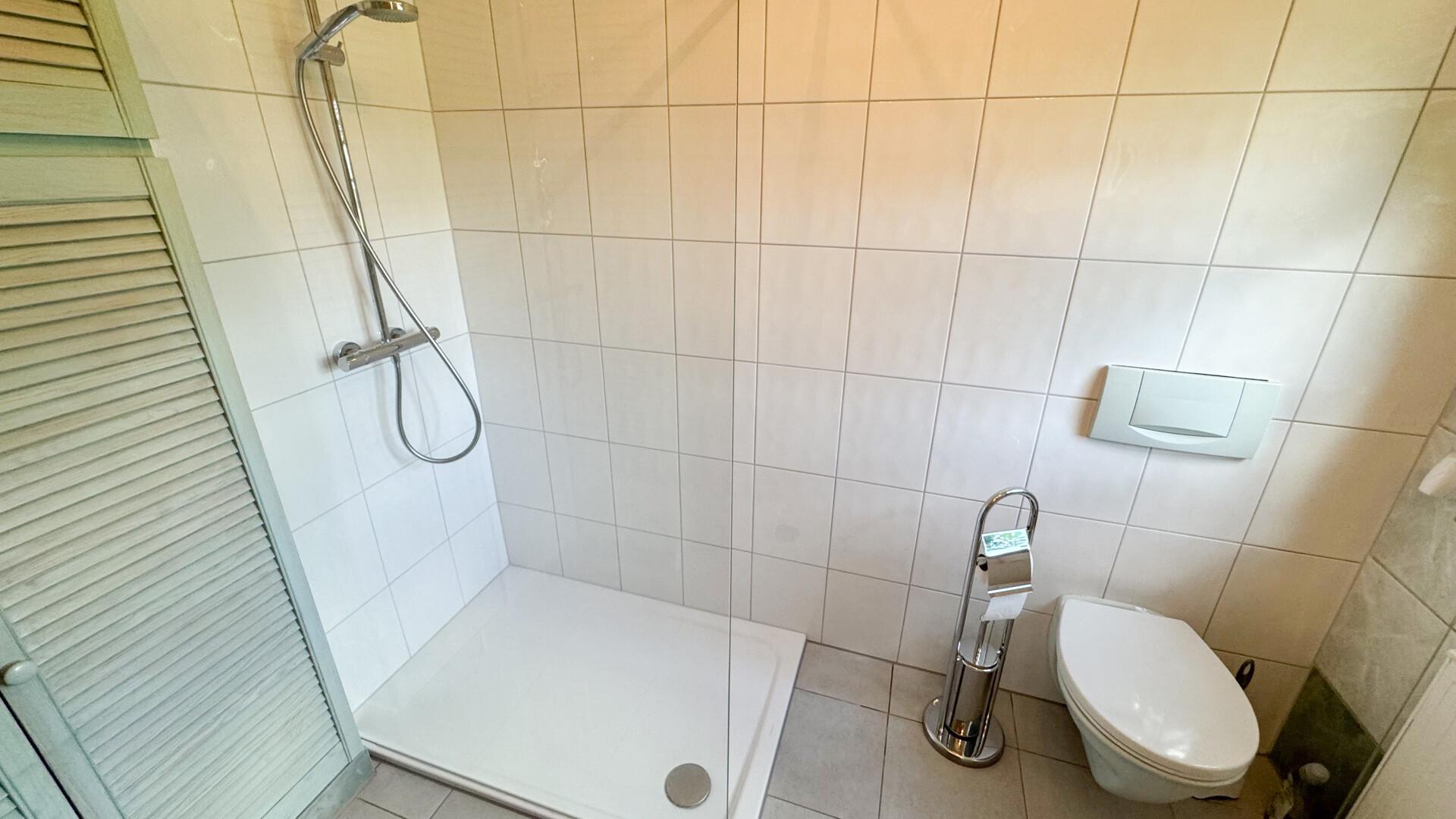 Duschbad mit Wc