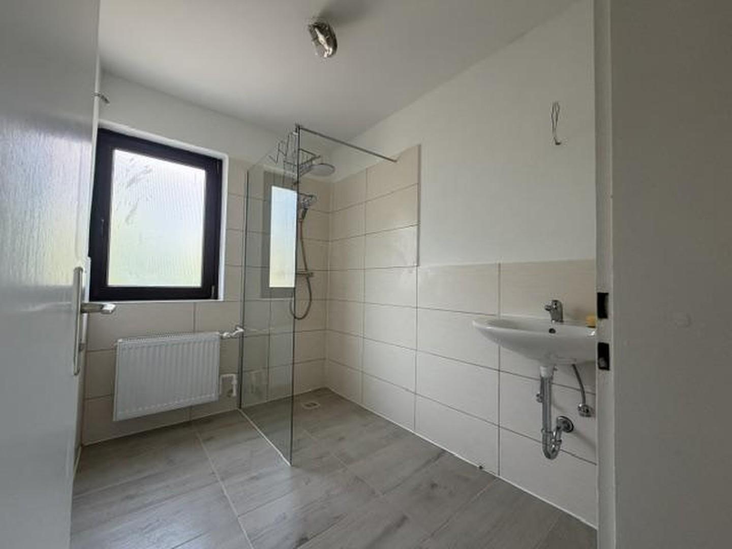 Neues Bad_begehbare Dusche