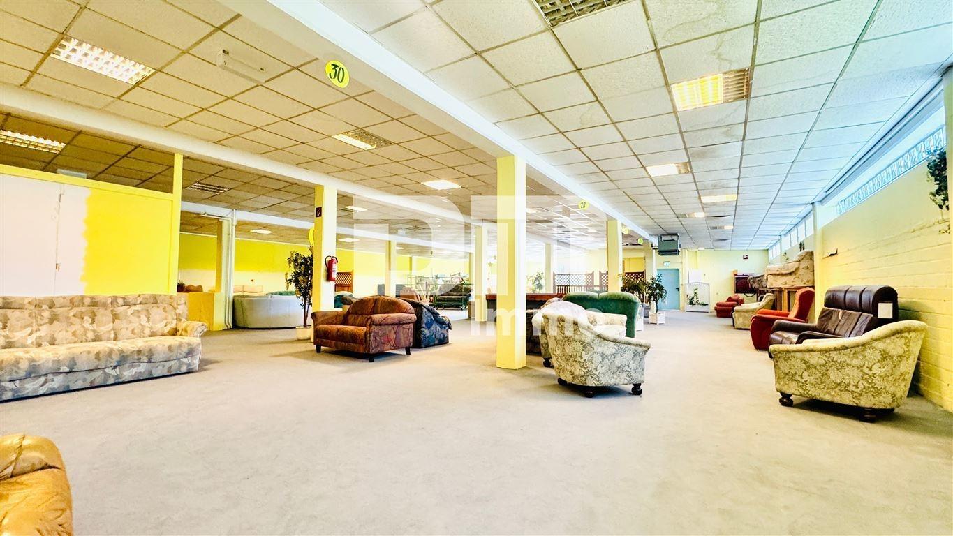 Etage Hinteres Lagergebäude