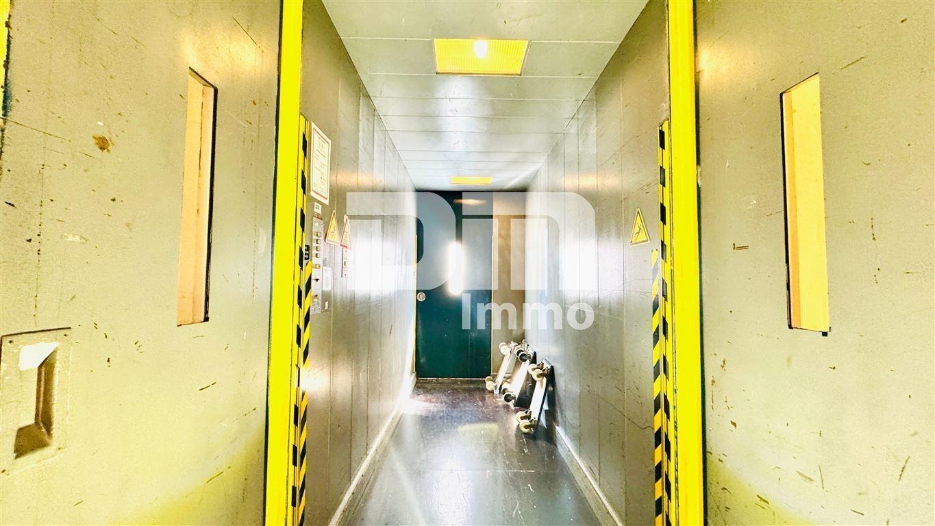 Fahrstuhl Lastenfahrstuhl Hinteres Lagergebäude