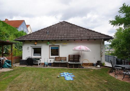 Hausrückseite
