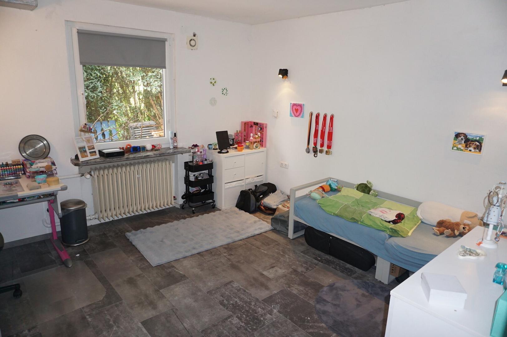 Schlafzimmer UG