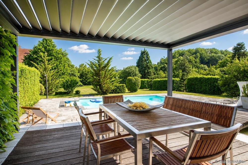 Überdachte Terrasse