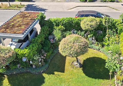 Garten und Carport
