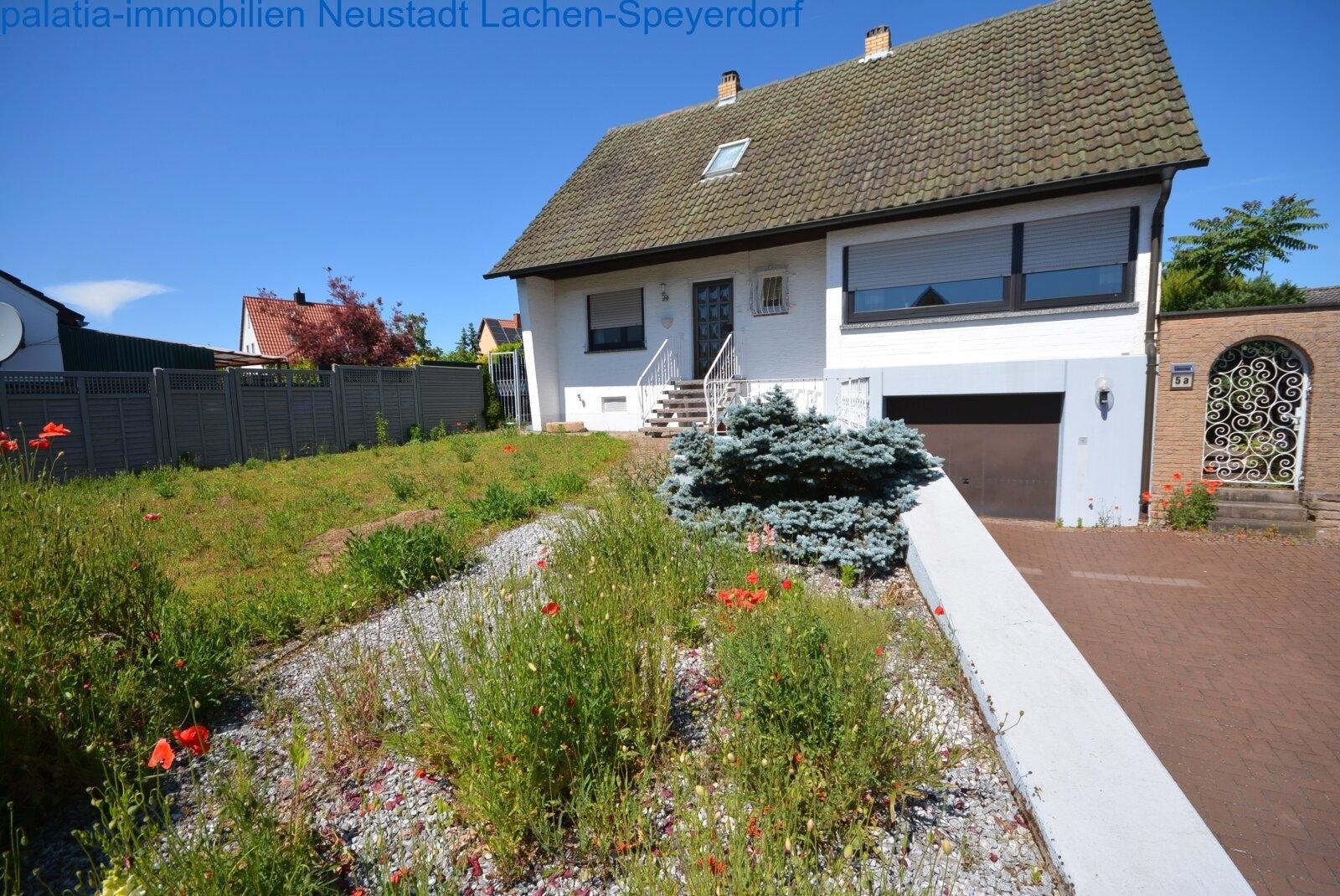 Garten Front