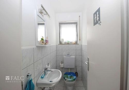 EG-Gäste-WC