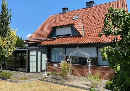 Gartenansicht zum Haus